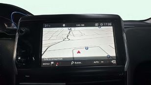 Peugeot 2008 PureTech 110 S&S Signature 81 kW (110 CV)