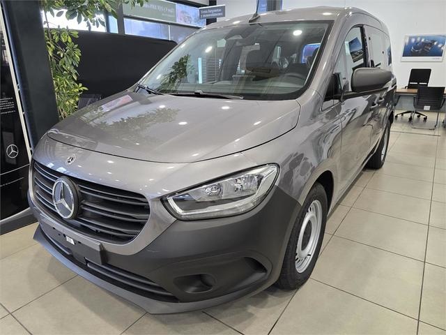 Mercedes-BenzeCitan Electrico Tourer Pro 90 kW (122 CV)