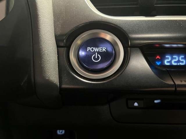 Lexus UX 250h Business 2WD 135 kW (184 CV) Vehículo usado en Madrid - 17