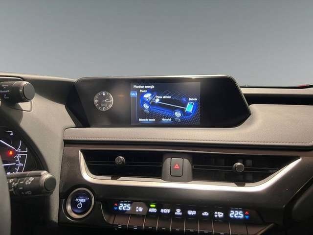 Lexus UX 250h Business 2WD 135 kW (184 CV) Vehículo usado en Madrid - 20 Lexus UX 250h Business 2WD 135 kW (184 CV) Vehículo usado en Madrid - 20