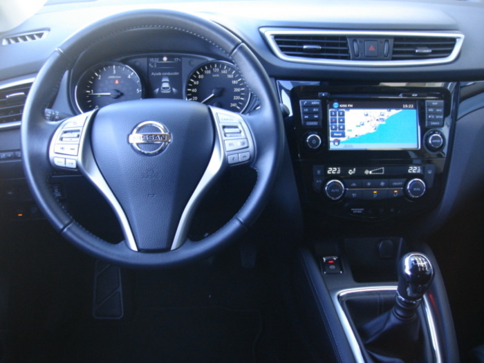 NissanQashqai 1.6 dCi Tekna Premium 4x2 96 kW (130 CV) Vehículo usado en Barcelona - 18 NissanQashqai 1.6 dCi Tekna Premium 4x2 96 kW (130 CV) Vehículo usado en Barcelona - 18