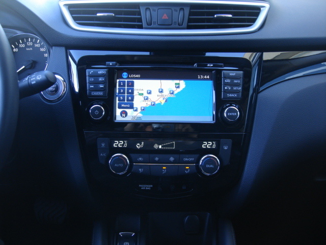 NissanQashqai 1.6 dCi Tekna Premium 4x2 96 kW (130 CV) Vehículo usado en Barcelona - 27