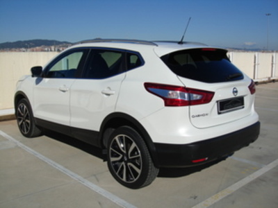 Nissan Qashqai 1.6 dCi Tekna Premium 4x2 96 kW (130 CV) Nissan Qashqai 1.6 dCi Tekna Premium 4x2 96 kW (130 CV)