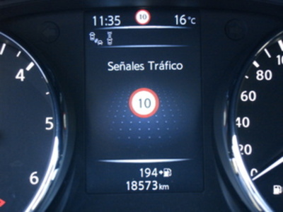 Nissan Qashqai 1.6 dCi Tekna Premium 4x2 96 kW (130 CV) Nissan Qashqai 1.6 dCi Tekna Premium 4x2 96 kW (130 CV)