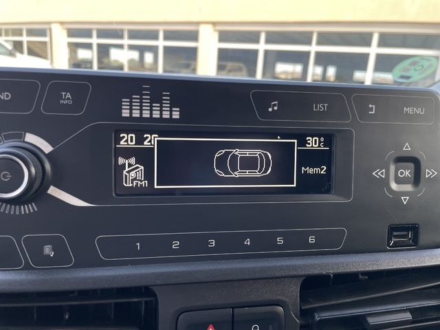 OpelCombo Furgon 1.5 TD Express L H1 75 kW (102 CV) Vehículo usado en Barcelona - 14