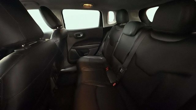 JeepCompass 2.0 Multijet Limited 4x4 AD Auto 103 kW (140 CV) Vehículo usado en Barcelona - 10