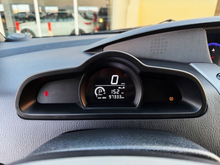 SsangyongRodius D22T Limited Auto 131 kW (178 CV) Vehículo usado en Barcelona - 15 SsangyongRodius D22T Limited Auto 131 kW (178 CV) Vehículo usado en Barcelona - 15