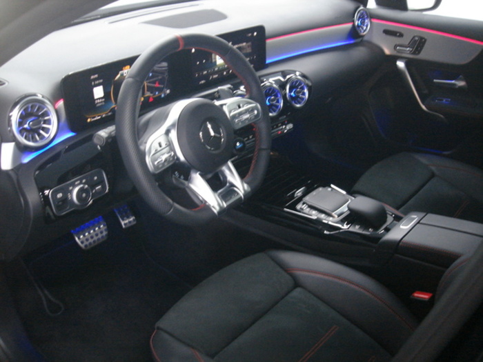 Mercedes-BenzClase A 35 Mercedes-AMG 4Matic+ 225 kW (306 CV) Vehículo usado en Barcelona - 14 Mercedes-BenzClase A 35 Mercedes-AMG 4Matic+ 225 kW (306 CV) Vehículo usado en Barcelona - 14