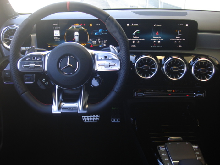 Mercedes-BenzClase A 35 Mercedes-AMG 4Matic+ 225 kW (306 CV) Vehículo usado en Barcelona - 15 Mercedes-BenzClase A 35 Mercedes-AMG 4Matic+ 225 kW (306 CV) Vehículo usado en Barcelona - 15