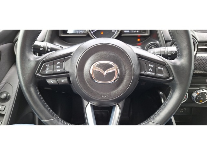 MazdaMazda 2 1.5 GE Zenith Safety White Navy 66 kW (90 CV) Vehículo usado en Barcelona - 25 MazdaMazda 2 1.5 GE Zenith Safety White Navy 66 kW (90 CV) Vehículo usado en Barcelona - 25