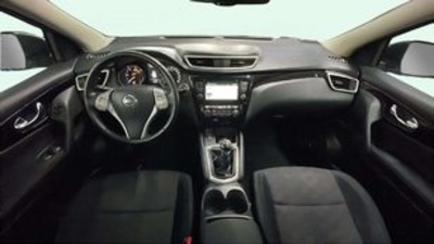 Nissan Qashqai dCi 110 S&S Acenta 4x2 81 kW (110 CV) Nissan Qashqai dCi 110 S&S Acenta 4x2 81 kW (110 CV)