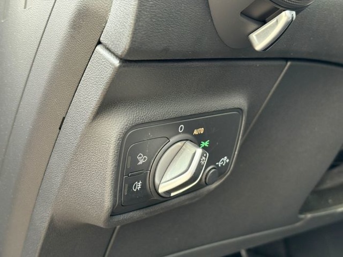 AudiTT Roadster S line edition 45 TFSI quattro 180 kW (245 CV) S tronic Vehículo usado en Barcelona - 28 AudiTT Roadster S line edition 45 TFSI quattro 180 kW (245 CV) S tronic Vehículo usado en Barcelona - 28