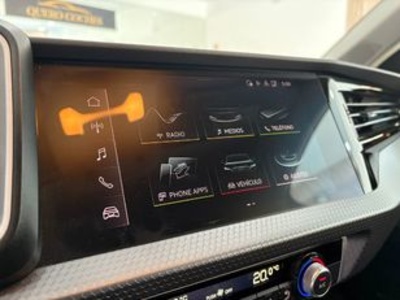 Audi A1 Sportback S line 35 TFSI 110 kW (150 CV) S tronic Audi A1 Sportback S line 35 TFSI 110 kW (150 CV) S tronic