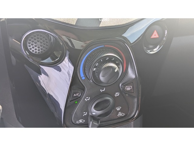 CitroenC1 VTi 72 S&S Feel 53 kW (72 CV) Vehículo usado en Barcelona - 19