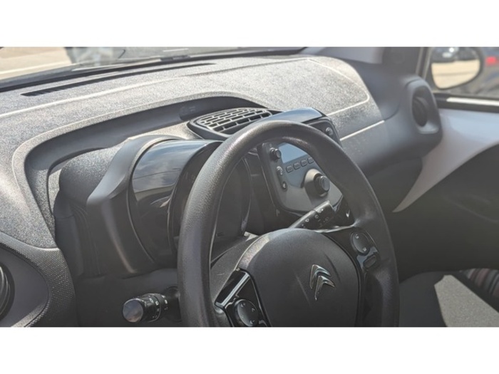 CitroenC1 VTi 72 S&S Feel 53 kW (72 CV) Vehículo usado en Barcelona - 23 CitroenC1 VTi 72 S&S Feel 53 kW (72 CV) Vehículo usado en Barcelona - 23