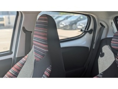 Citroen C1 VTi 72 S&S Feel 53 kW (72 CV) Citroen C1 VTi 72 S&S Feel 53 kW (72 CV)