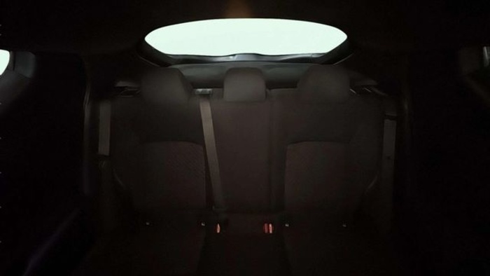 ToyotaC-HR 1.8 125H Advance 90 kW (122 CV) Vehículo usado en Barcelona - 8 ToyotaC-HR 1.8 125H Advance 90 kW (122 CV) Vehículo usado en Barcelona - 8