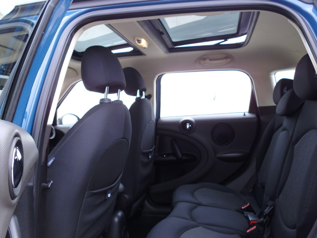 MINIMINI Countryman Cooper 90 kW (122 CV) Vehículo usado en Barcelona - 17