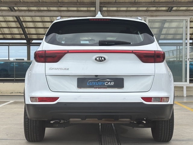 KiaSportage 1.6 GDi Drive 4x2 97 kW (132 CV) Vehículo usado en Barcelona - 6