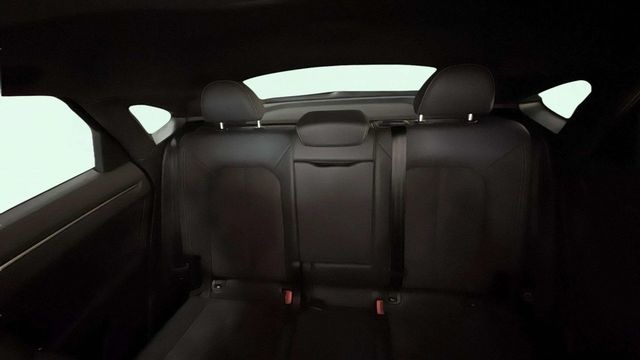 AudiQ3 Sportback S Line 40 TDI quattro 147 kW (200 CV) S tronic Vehículo usado en Barcelona - 10