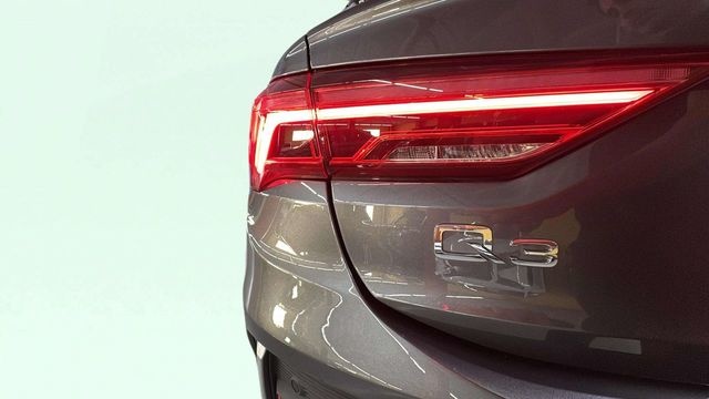 AudiQ3 Sportback S Line 40 TDI quattro 147 kW (200 CV) S tronic Vehículo usado en Barcelona - 25