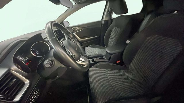 KiaXCeed 1.0 T-GDi Drive 74 kW (100 CV) Vehículo usado en Barcelona - 9 KiaXCeed 1.0 T-GDi Drive 74 kW (100 CV) Vehículo usado en Barcelona - 9