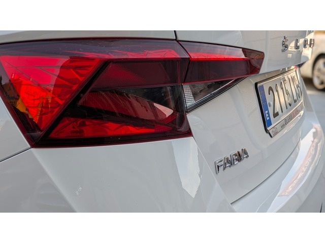 SkodaFabia 1.0 MPI Active 59 kW (80 CV) Vehículo usado en Barcelona - 10 SkodaFabia 1.0 MPI Active 59 kW (80 CV) Vehículo usado en Barcelona - 10