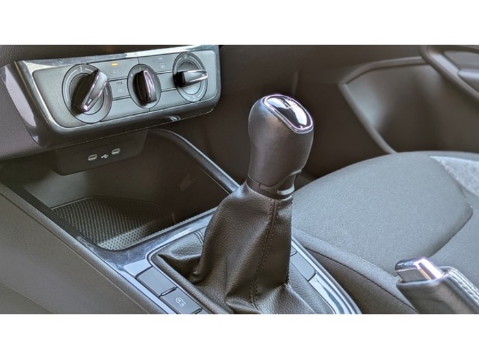 SkodaFabia 1.0 MPI Active 59 kW (80 CV) Vehículo usado en Barcelona - 24 SkodaFabia 1.0 MPI Active 59 kW (80 CV) Vehículo usado en Barcelona - 24