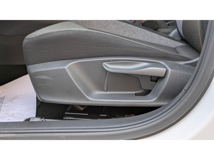 SkodaFabia 1.0 MPI Active 59 kW (80 CV) Vehículo usado en Barcelona - 26 SkodaFabia 1.0 MPI Active 59 kW (80 CV) Vehículo usado en Barcelona - 26