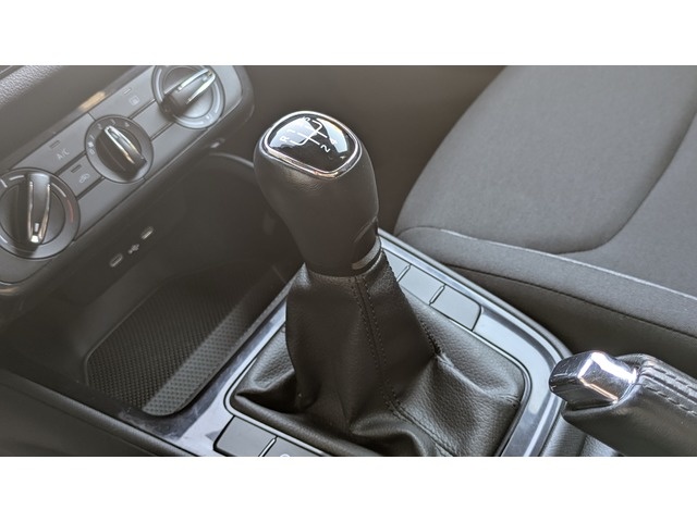 SkodaFabia 1.0 MPI Active 59 kW (80 CV) Vehículo usado en Barcelona - 38