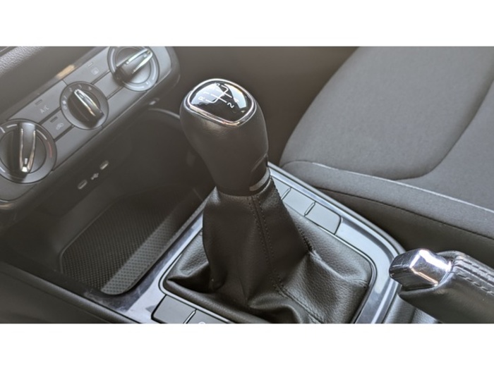 SkodaFabia 1.0 MPI Active 59 kW (80 CV) Vehículo usado en Barcelona - 38 SkodaFabia 1.0 MPI Active 59 kW (80 CV) Vehículo usado en Barcelona - 38