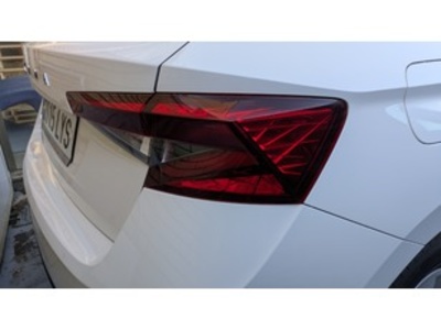 Skoda Fabia 1.0 MPI Active 59 kW (80 CV) Skoda Fabia 1.0 MPI Active 59 kW (80 CV)