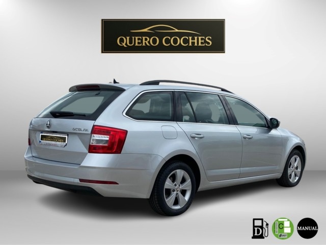 SkodaOctavia Combi 1.6 TDI Ambition 85 kW (115 CV) Vehículo usado en Barcelona - 3