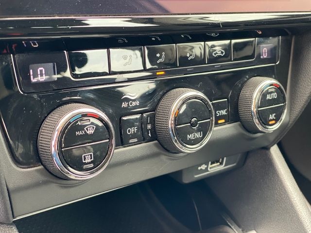 SkodaOctavia Combi 1.6 TDI Ambition 85 kW (115 CV) Vehículo usado en Barcelona - 20