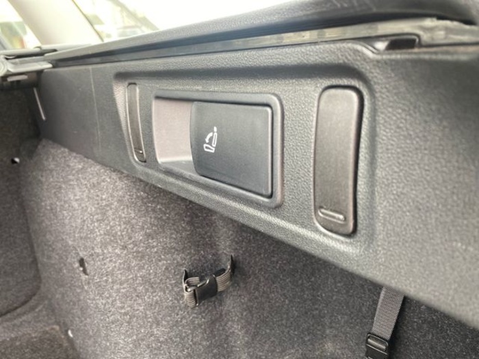 SkodaOctavia Combi 1.6 TDI Ambition 85 kW (115 CV) Vehículo usado en Barcelona - 26 SkodaOctavia Combi 1.6 TDI Ambition 85 kW (115 CV) Vehículo usado en Barcelona - 26