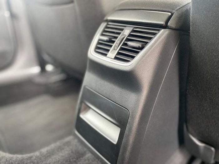 SkodaOctavia Combi 1.6 TDI Ambition 85 kW (115 CV) Vehículo usado en Barcelona - 36 SkodaOctavia Combi 1.6 TDI Ambition 85 kW (115 CV) Vehículo usado en Barcelona - 36