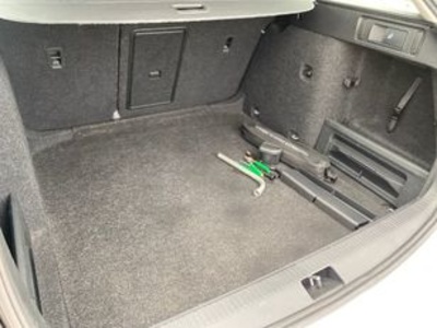 Skoda Octavia Combi 1.6 TDI Ambition 85 kW (115 CV) Skoda Octavia Combi 1.6 TDI Ambition 85 kW (115 CV)