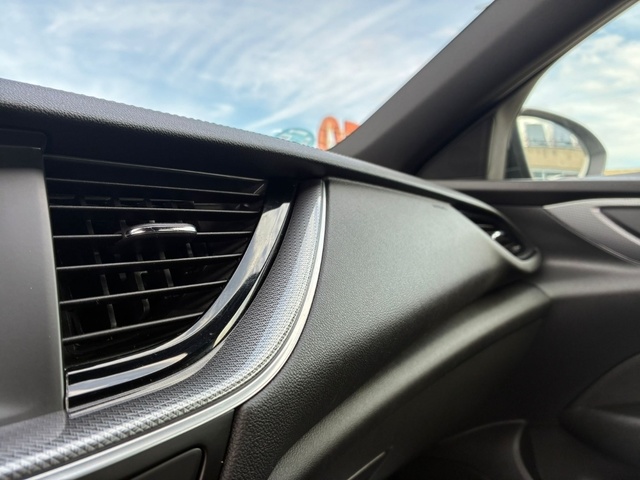 OpelInsignia Sports Tourer 1.5 D DVH Business Edition 90 kW (122 CV) Vehículo usado en Barcelona - 23