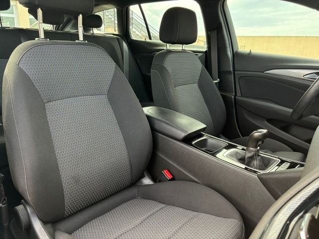 OpelInsignia Sports Tourer 1.5 D DVH Business Edition 90 kW (122 CV) Vehículo usado en Barcelona - 25