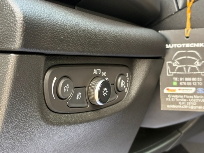 OpelInsignia Sports Tourer 1.5 D DVH Business Edition 90 kW (122 CV) Vehículo usado en Barcelona - 27 OpelInsignia Sports Tourer 1.5 D DVH Business Edition 90 kW (122 CV) Vehículo usado en Barcelona - 27