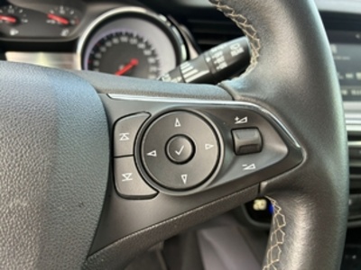 Opel Insignia Sports Tourer 1.5 D DVH Business Edition 90 kW (122 CV) Opel Insignia Sports Tourer 1.5 D DVH Business Edition 90 kW (122 CV)