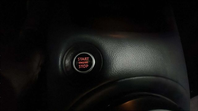 NissanJuke DIG-T Visia 4x2 84 kW (114 CV) Vehículo usado en Barcelona - 16