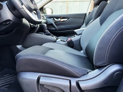 Nissan Qashqai DIG-T 160 N-Connecta 4x2 DCT 117 kW (160 CV) Nissan Qashqai DIG-T 160 N-Connecta 4x2 DCT 117 kW (160 CV)