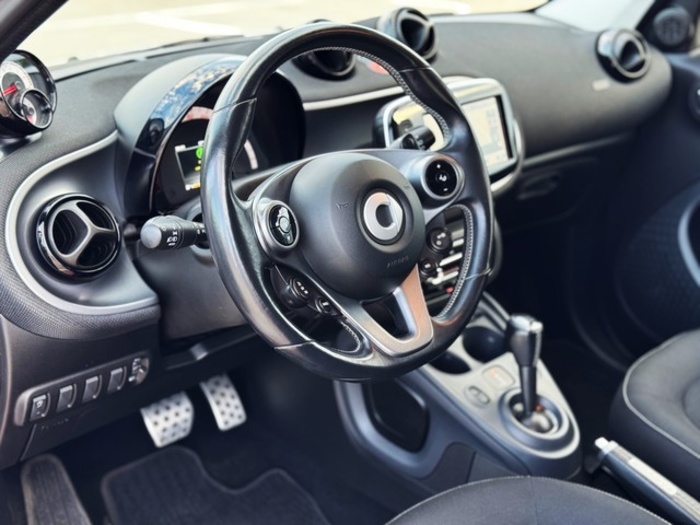 SmartForFour 0.9 S&S Passion 66 kW (90 CV) Vehículo usado en Barcelona - 2 SmartForFour 0.9 S&S Passion 66 kW (90 CV) Vehículo usado en Barcelona - 2