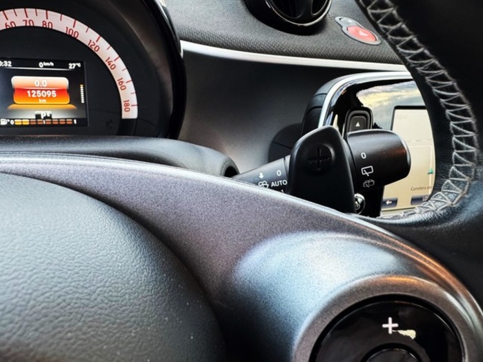 SmartForFour 0.9 S&S Passion 66 kW (90 CV) Vehículo usado en Barcelona - 20 SmartForFour 0.9 S&S Passion 66 kW (90 CV) Vehículo usado en Barcelona - 20
