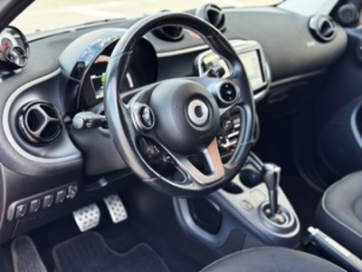Smart ForFour 0.9 S&S Passion 66 kW (90 CV) Smart ForFour 0.9 S&S Passion 66 kW (90 CV)