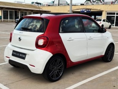Smart ForFour 0.9 S&S Passion 66 kW (90 CV) Smart ForFour 0.9 S&S Passion 66 kW (90 CV)