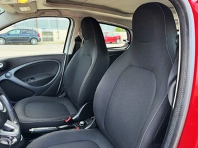 Smart ForFour 0.9 S&S Passion 66 kW (90 CV) Smart ForFour 0.9 S&S Passion 66 kW (90 CV)