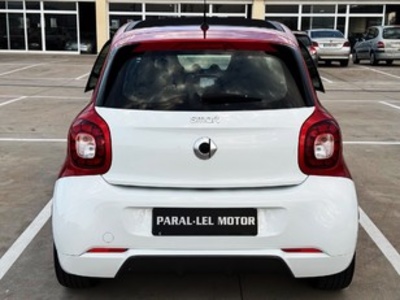 Smart ForFour 0.9 S&S Passion 66 kW (90 CV) Smart ForFour 0.9 S&S Passion 66 kW (90 CV)