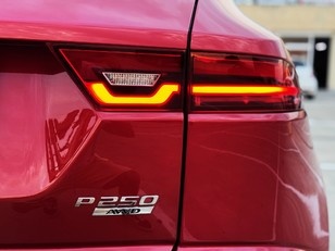 Jaguar E-PACE 2.0P R-Dynamic HSE 4WD Auto 183 kW (249 CV)